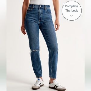 Abercrombie & Fitch High Rise Mom Jeans